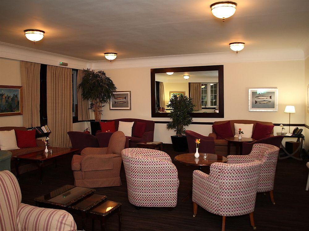 Bridge Of Orchy Hotel エクステリア 写真